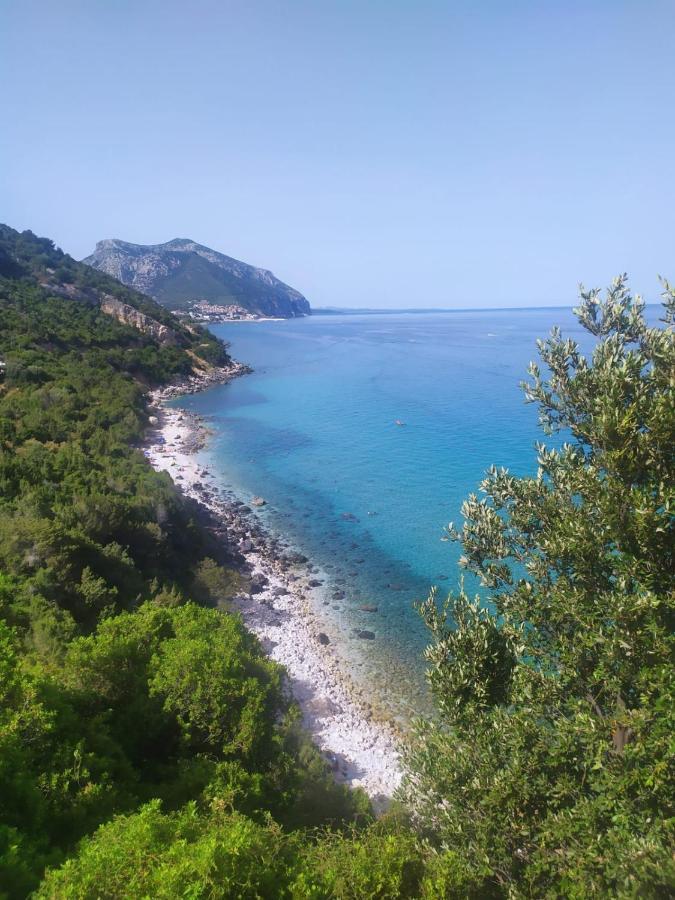 Appartamento A 50 Mt Dal Mare Cala Gonone Εξωτερικό φωτογραφία