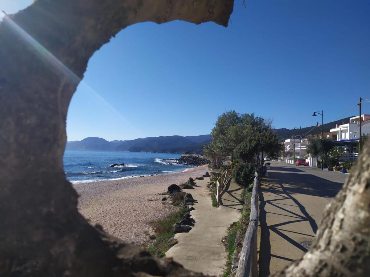Appartamento A 50 Mt Dal Mare Cala Gonone Εξωτερικό φωτογραφία